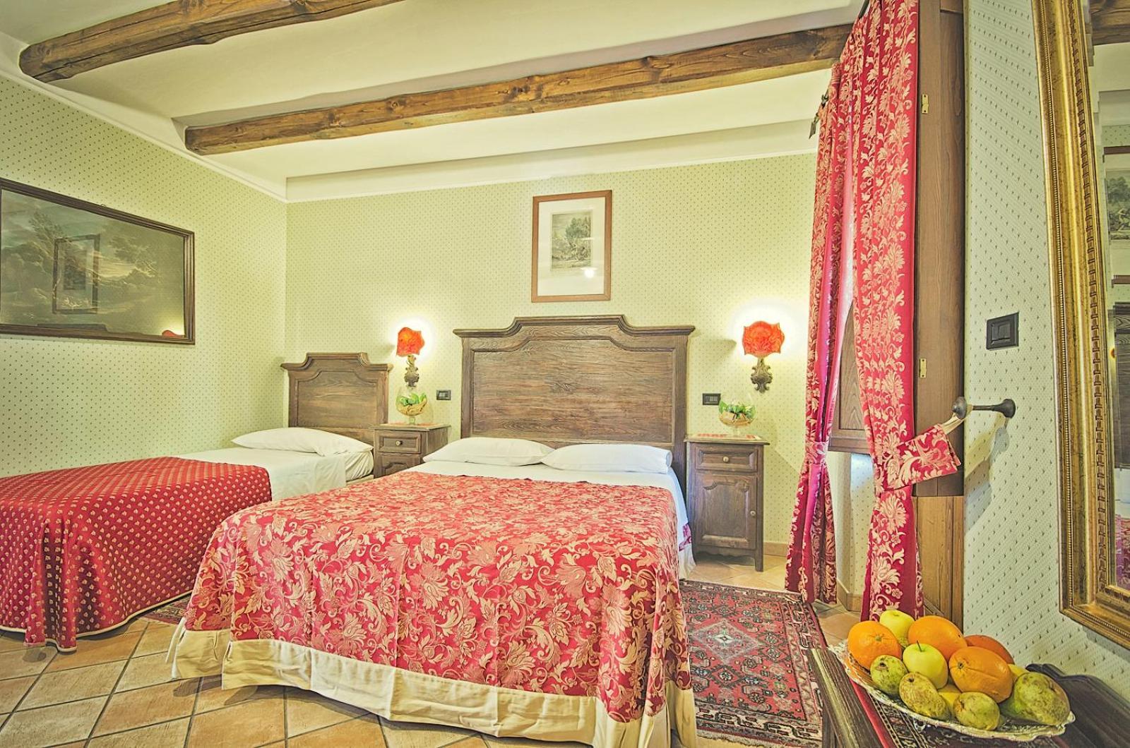 Hotel Ristorante Le Gole Di Ricci Aielli Экстерьер фото